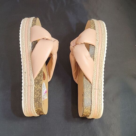 BRAND NEW QUPID CANCUN WOMEN'S PLASFORM SLIDE WEDGE SANDALS - Picture 14 of 16